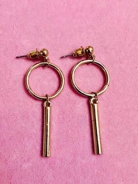 Gold Tone Geometric Circle Bar Drop Earrings NWT
